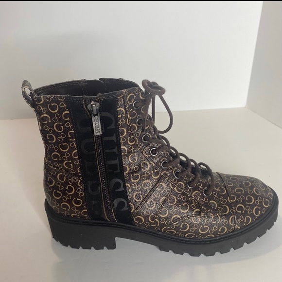Guess Lace Up boots. Guess Los Angeles Womens Lace Up
Combat Boots - Picture 2 of 9